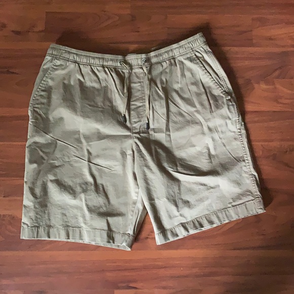GAP Shorts Mens Gap Pull On Khaki Shorts Poshmark